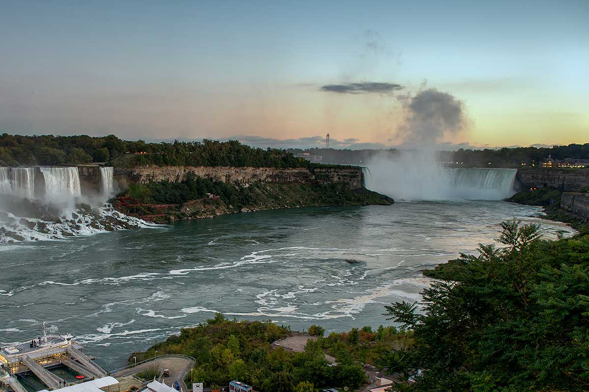 Hornblower Niagara Cruises eliascastilla Instagram