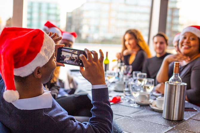 cena di Natale con gli amici