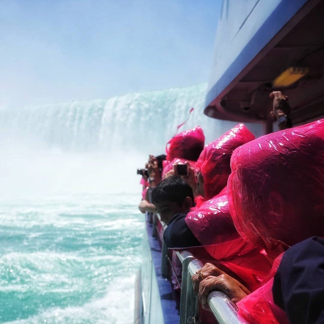 Hornblower Niagara Misafirlerimizi Ağırlıyor