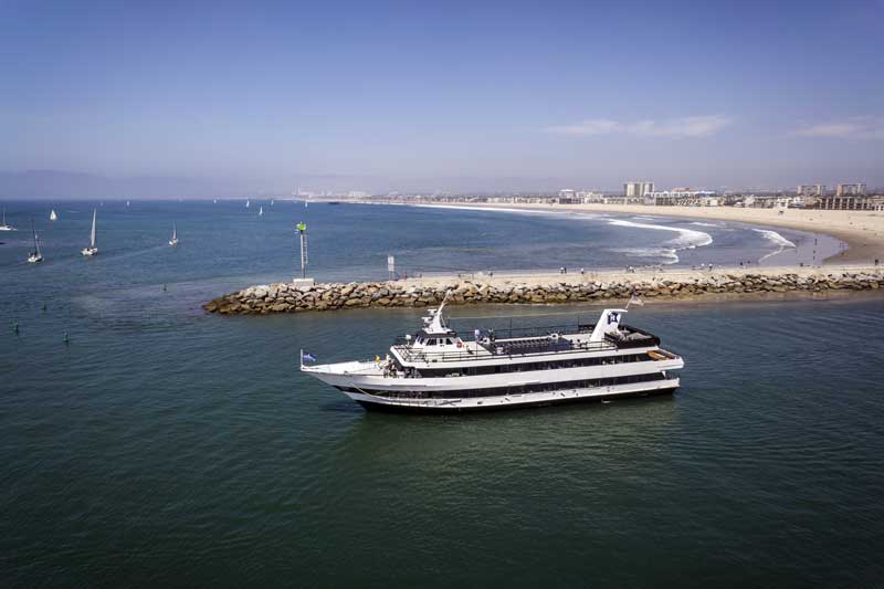Barca di Long Beach in navigazione
