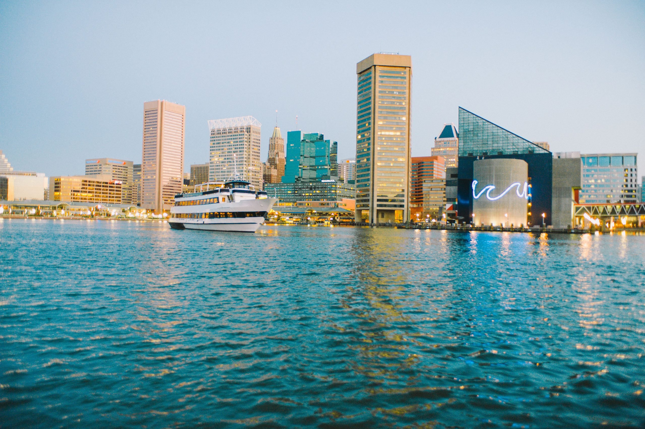 baltimore harbor brunch cruise