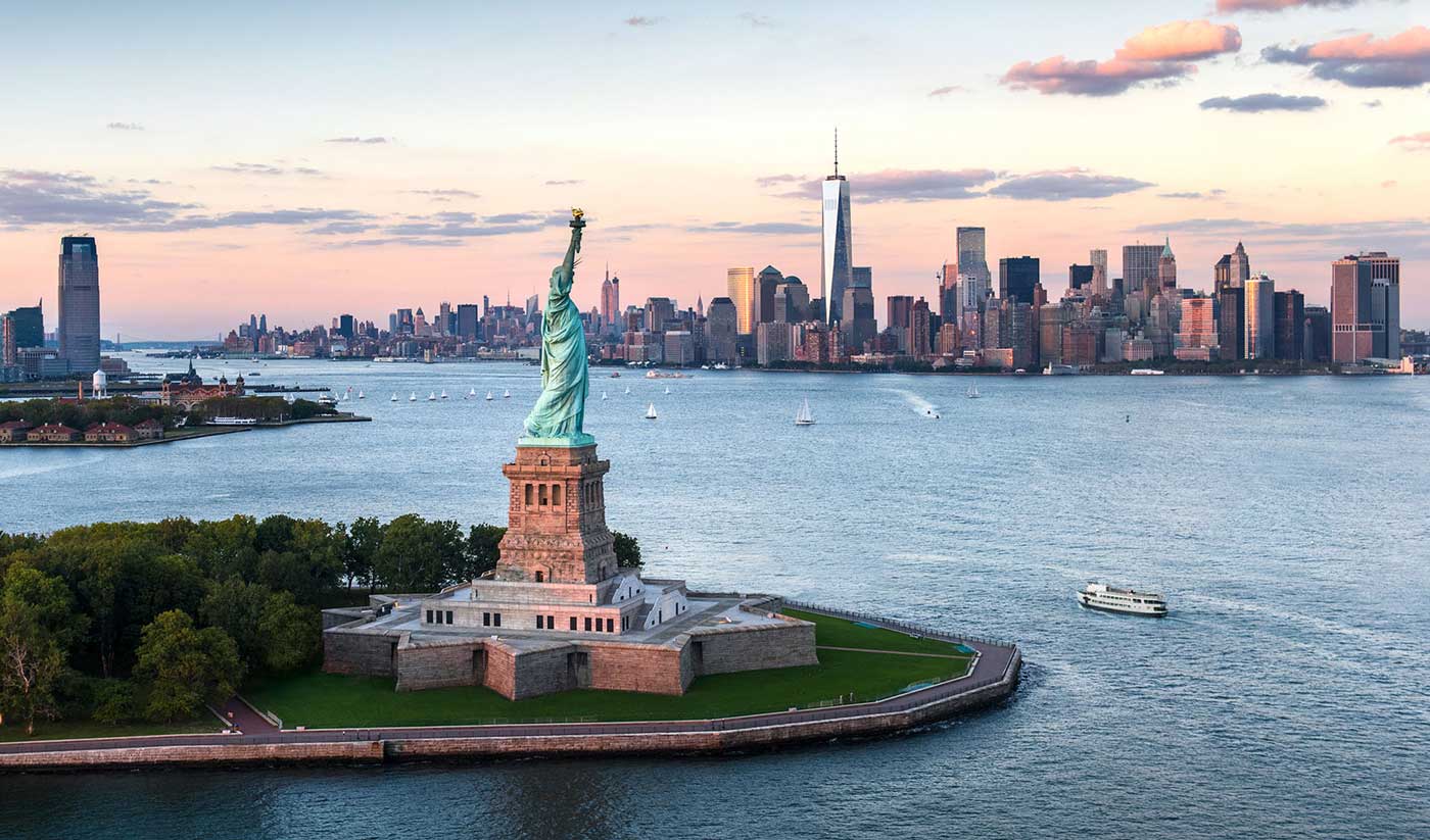 ニューヨーク 自由の女神像