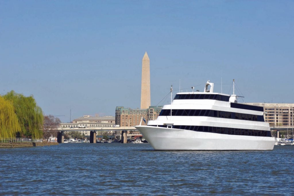 Geist von Mt. Vernon Washington DC yacht