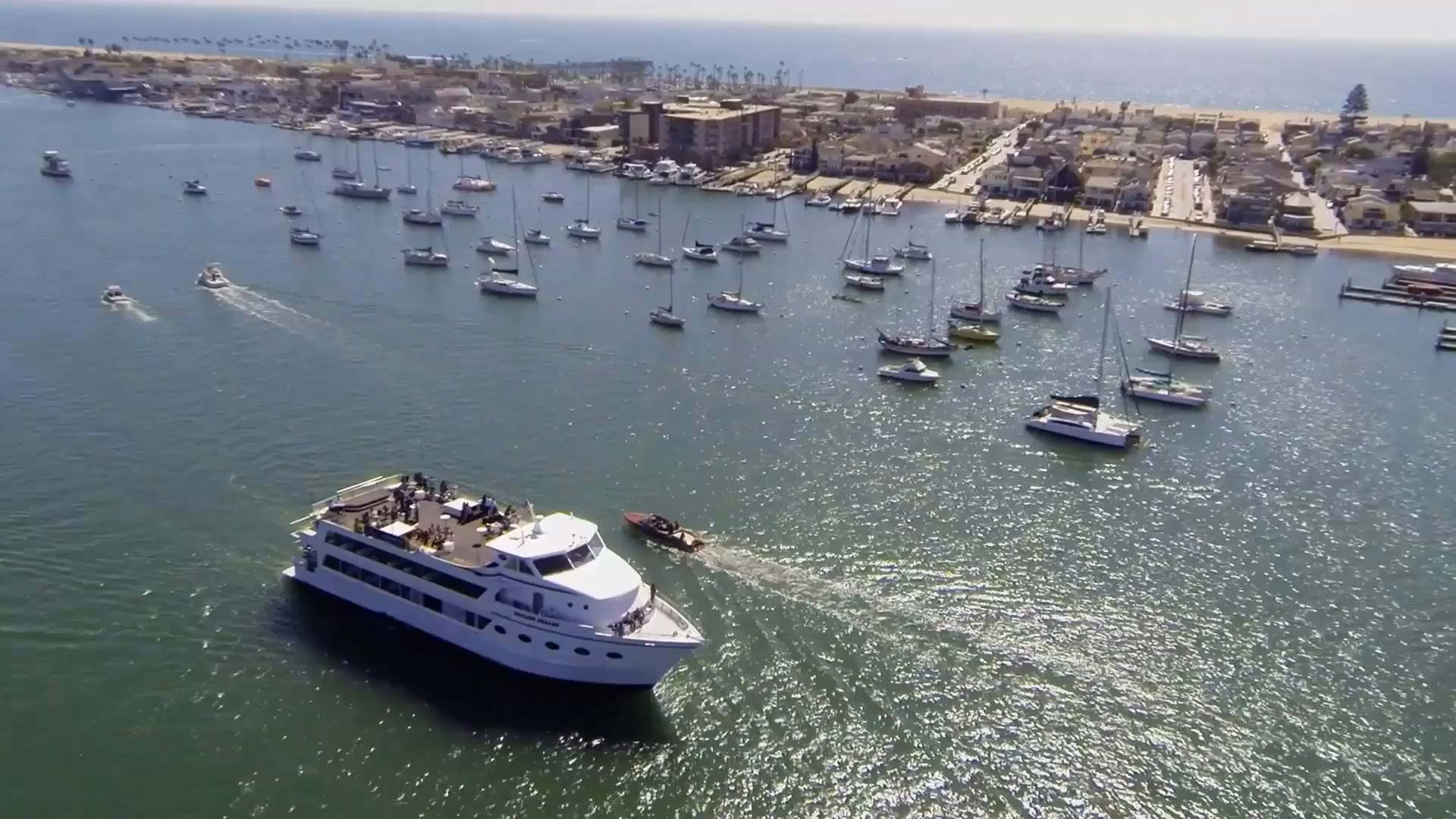 Cảng Newport Beach
