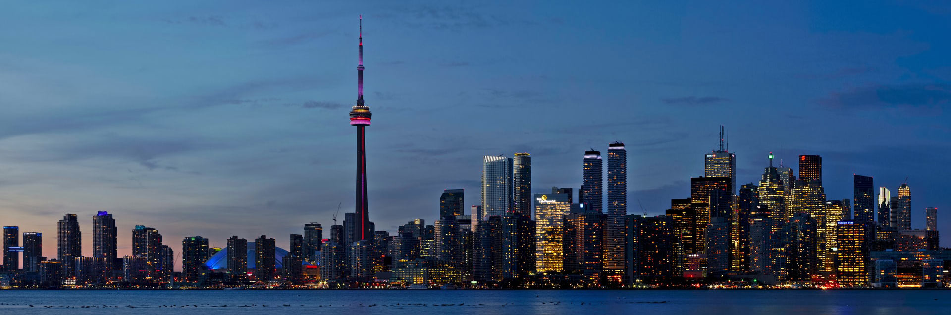 Toronto Skyline om natten