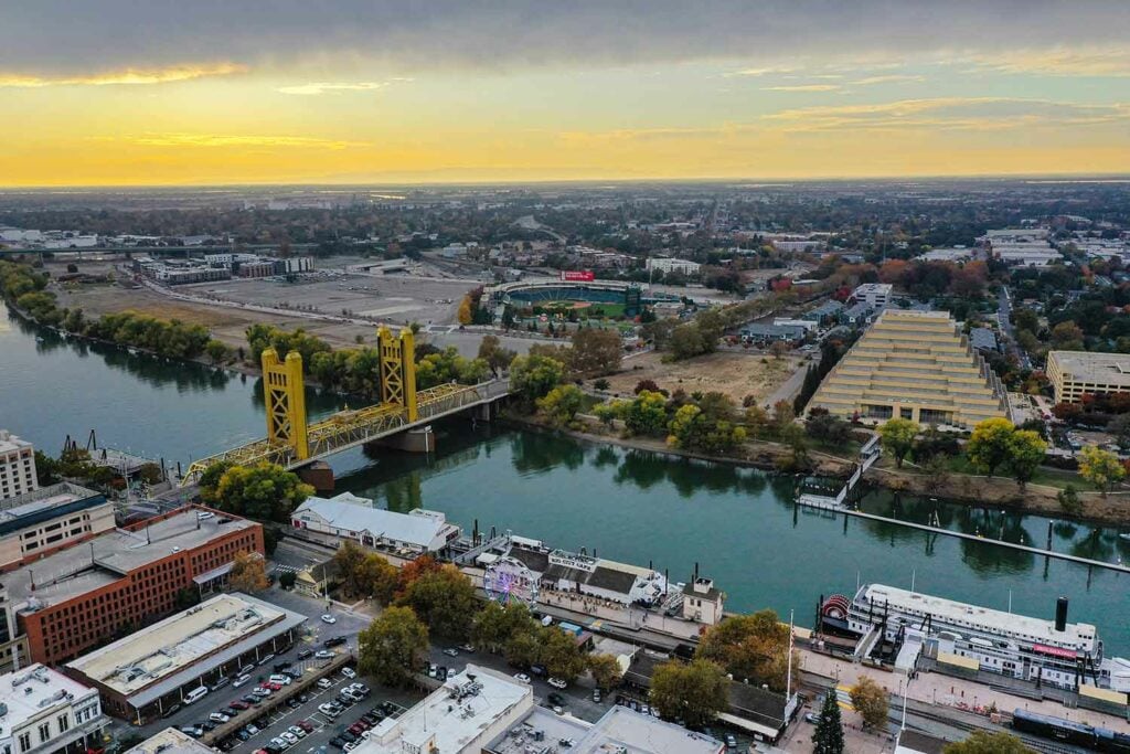 El paseo marítimo de Sacramento