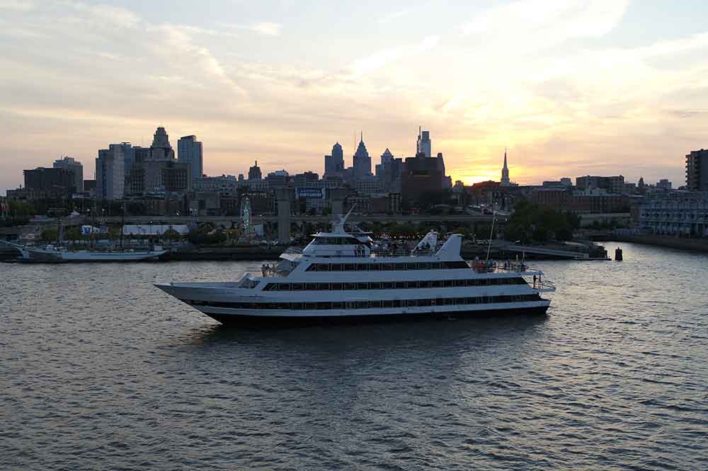 Cena-crucero en Filadelfia