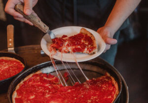 Pizza de plato hondo de Chicago