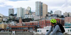 سان فرانسيسكو راكب دراجة هوائية