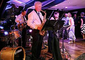 jazz cruise på floden Themsen