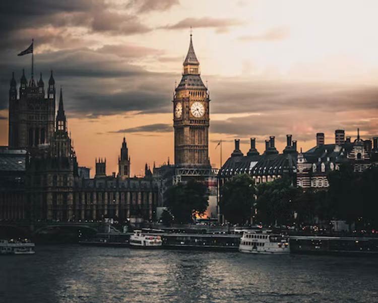 big ben in the evening fog