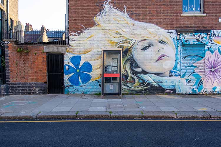 street art in london