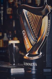 Uma torneira de cerveja Guinness