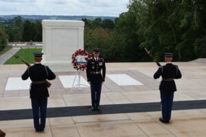 Soldiers standing in front of Tomb of the Unknown Soldier