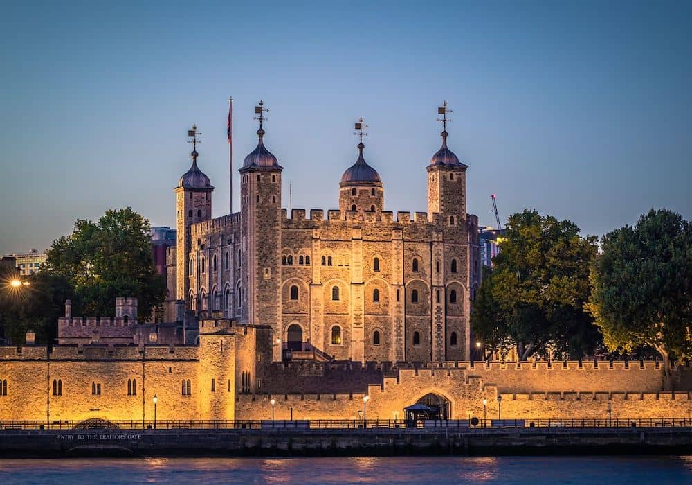 Tower of London om aftenen