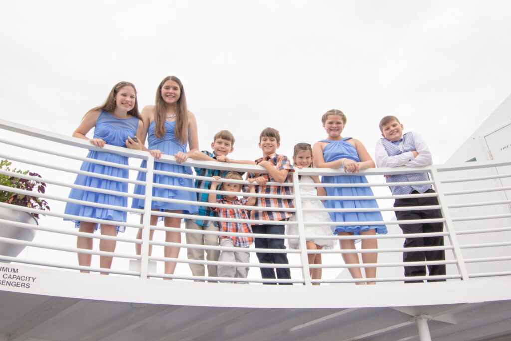 wedding guests on city cruises