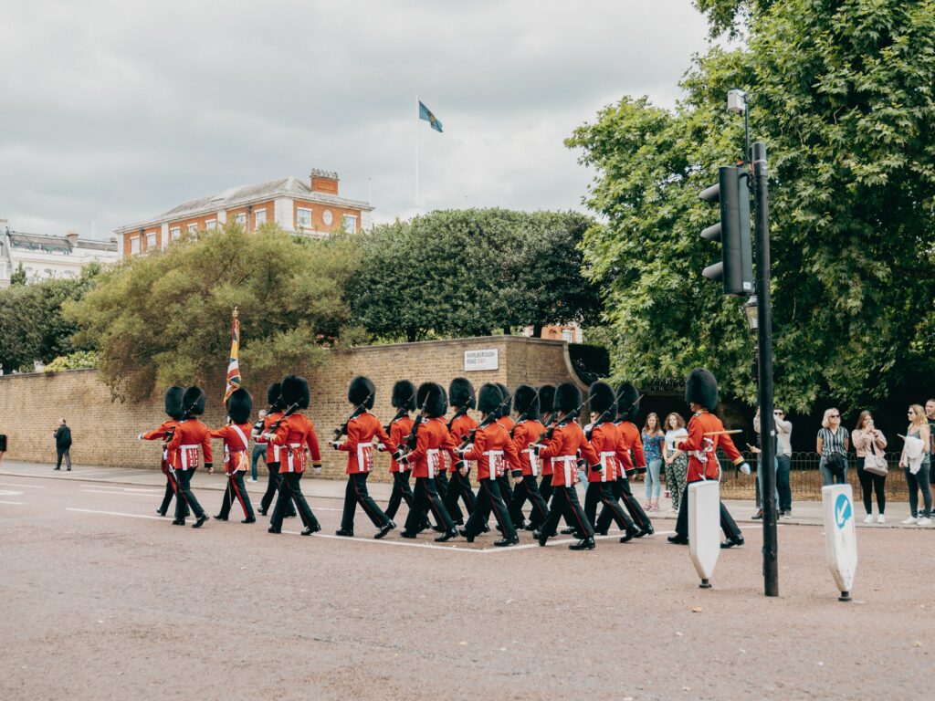 changing of the guard in london