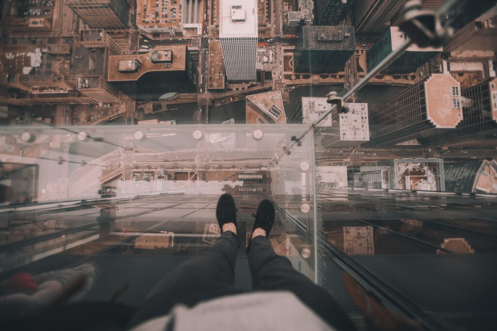 skydeck bij willis tower in chicago