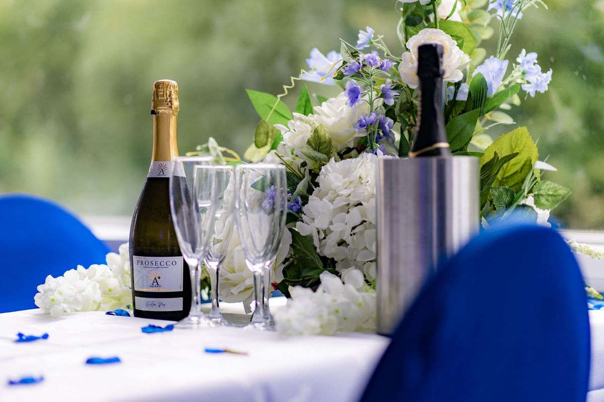 decorações de casamento com champanhe