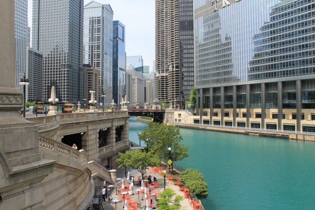 passeio fluvial de Chicago