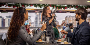 entertainer singin on a christmas cruise