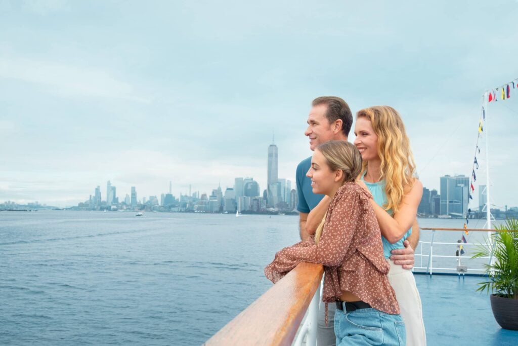 Family in New York City on City Cruises