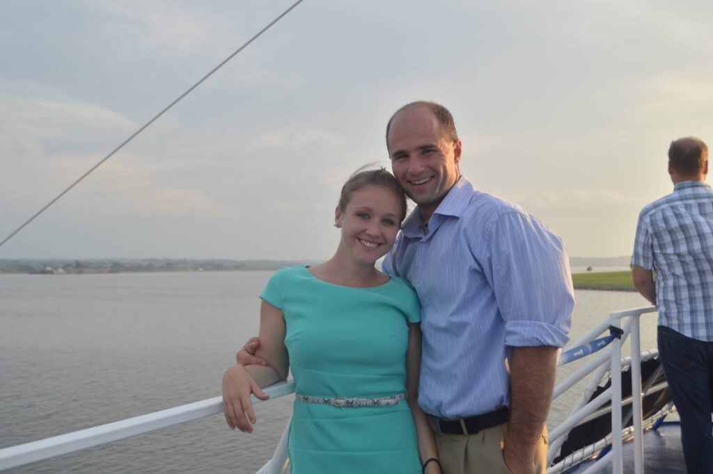 Couple on City Cruises Dining Cruise in Baltimore