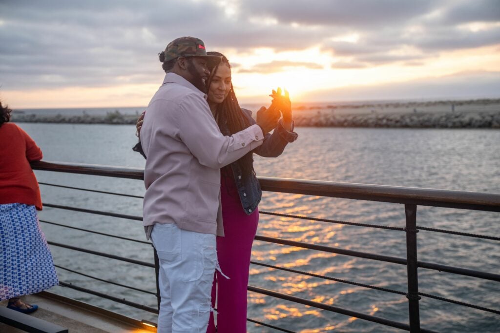 marina del rey couple in sunset