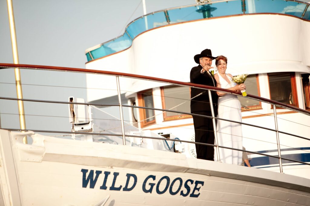 Small Wedding in Los Angeles onboard City Cruises